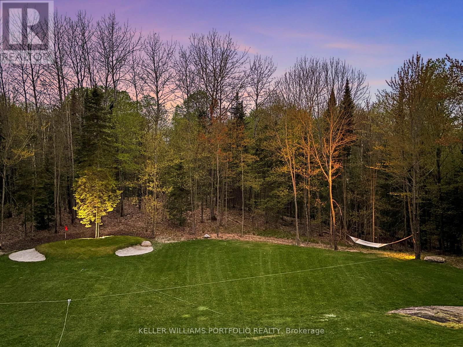 1279 NORTH DRIVE Image 44
