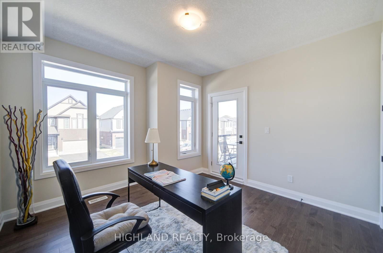 565 BALSAM POPLAR STREET Image 5