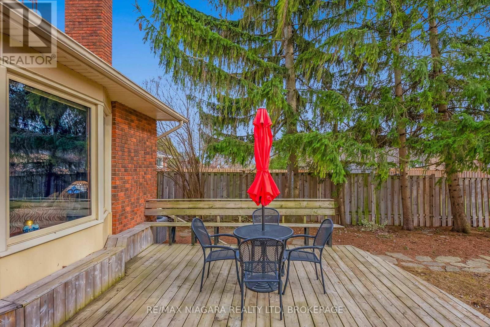 7909 SARAH STREET Image 38