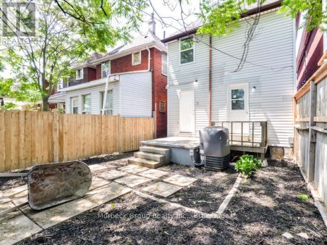 186 SHERMAN AVENUE NORTH Image 22
