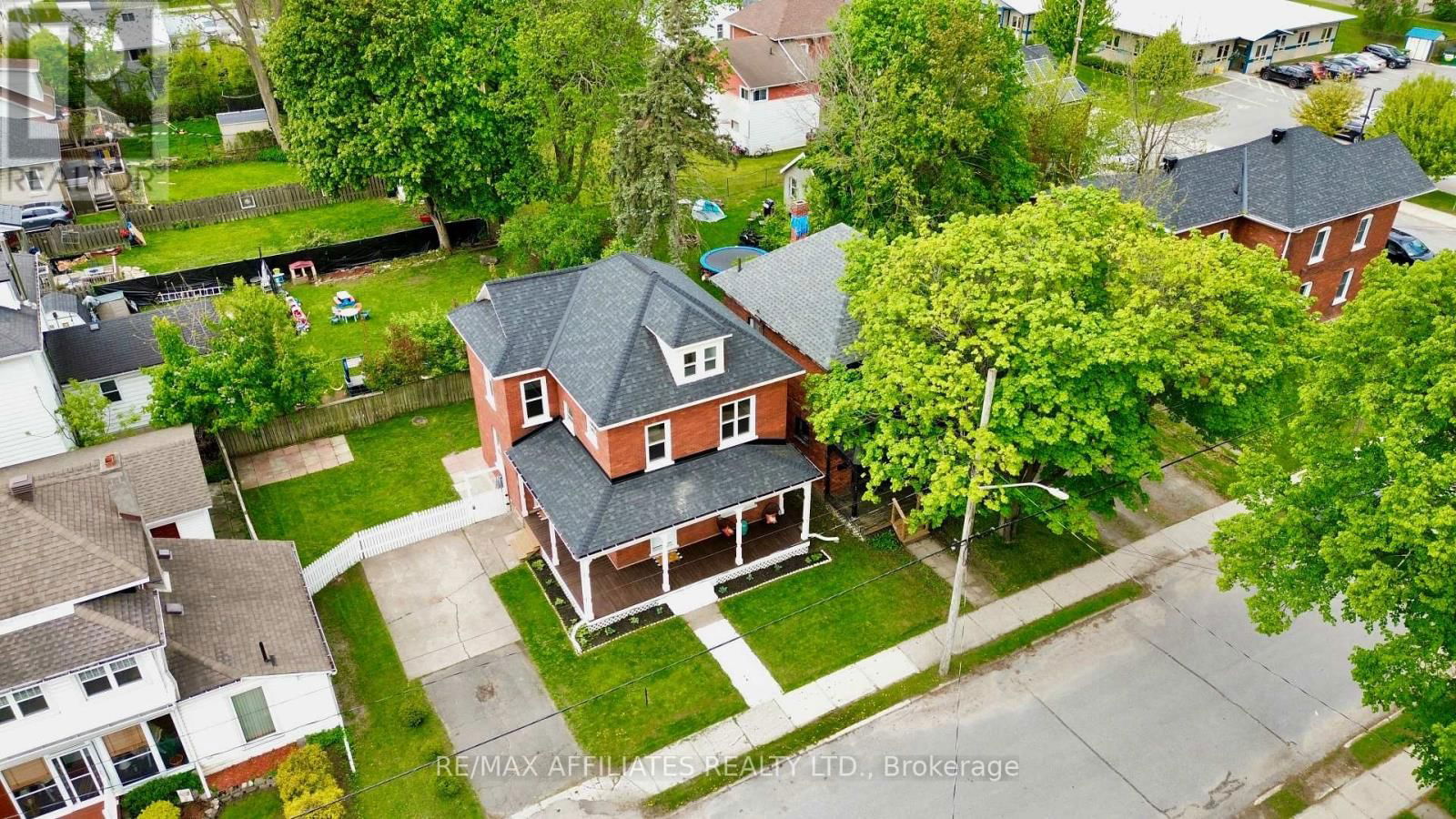 2 MAITLAND STREET Image 25