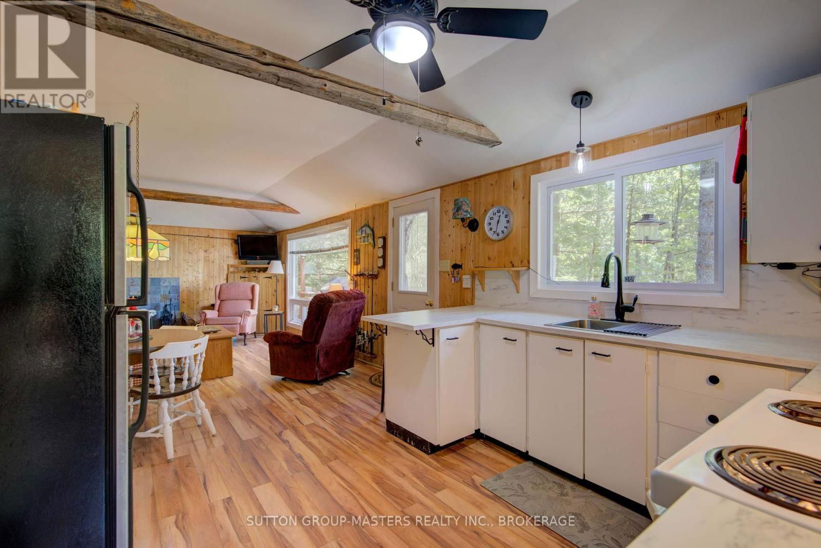 1145 PINE PATH Image 10