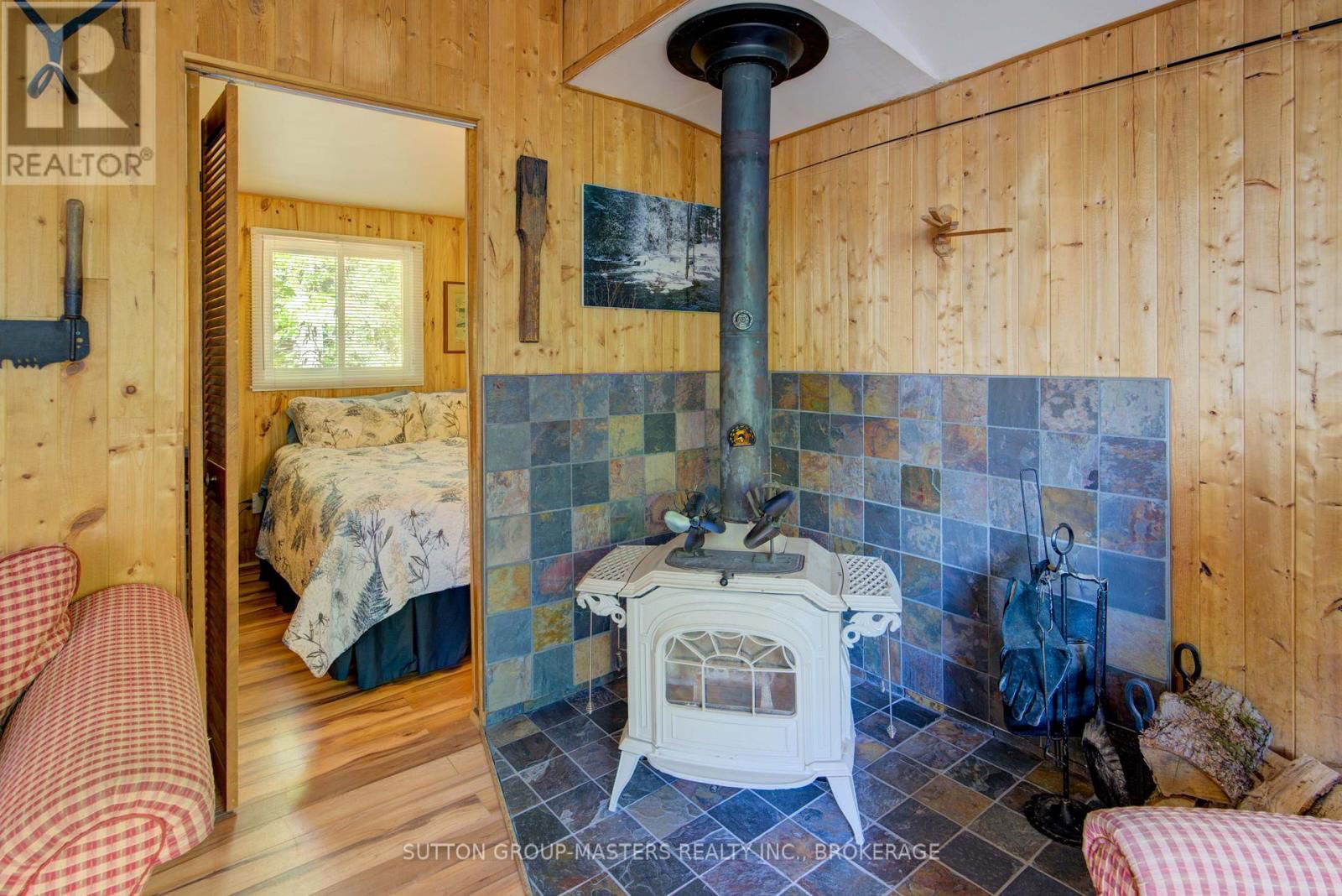 1145 PINE PATH Image 15