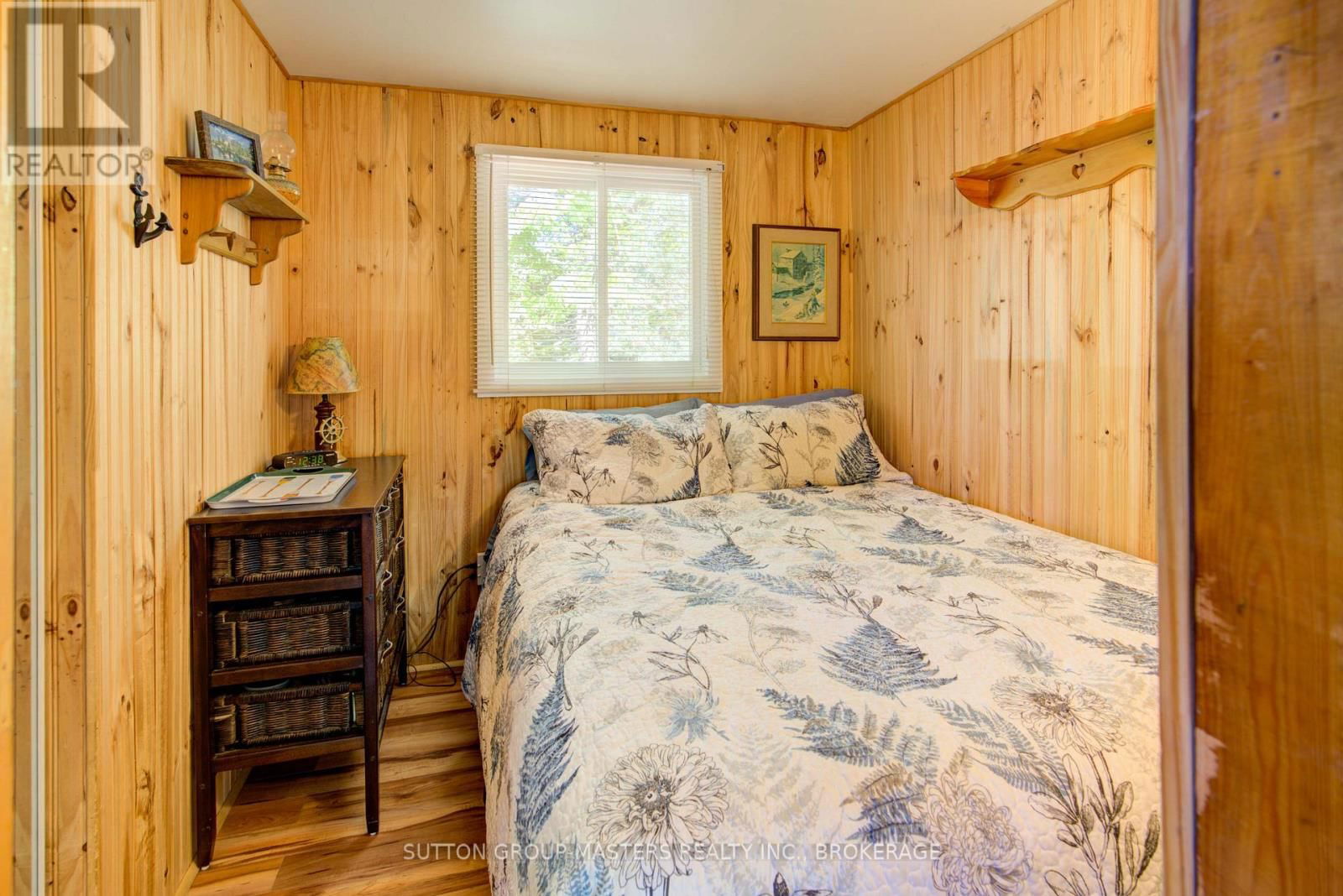 1145 PINE PATH Image 16