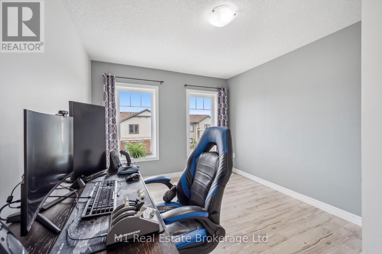 34 - 39 KAY CRESCENT Image 29