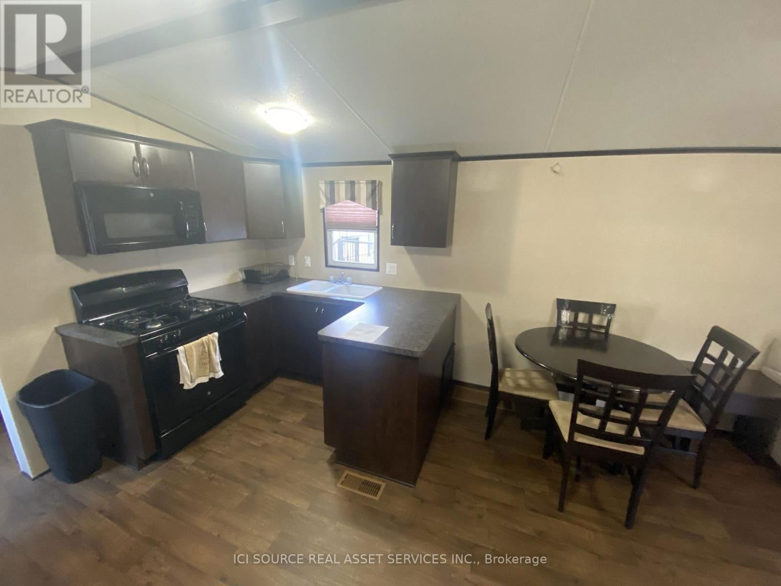 252 - 1082 SHAMROCK MARINA ROAD Image 4