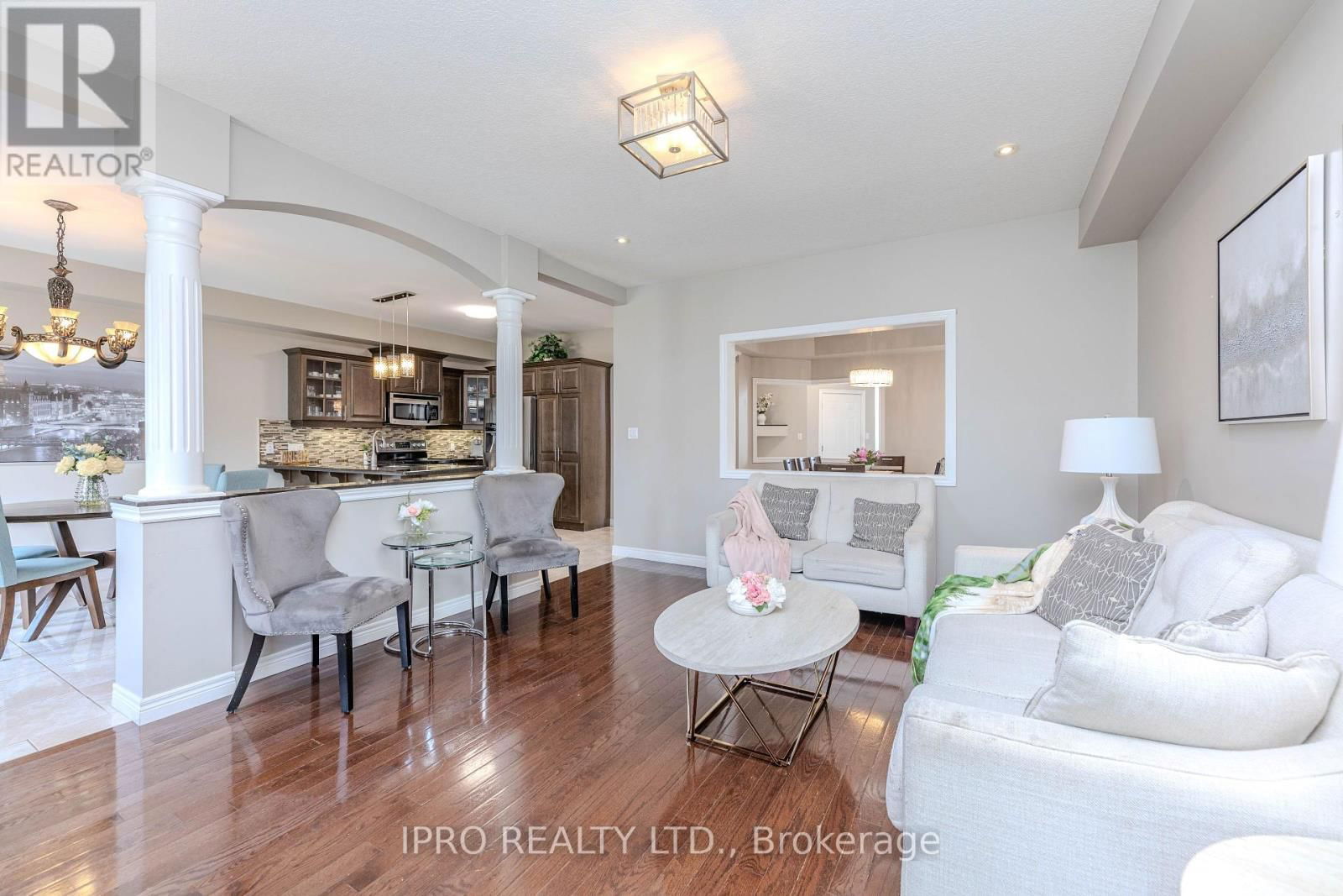 38 ASSISI STREET Image 16