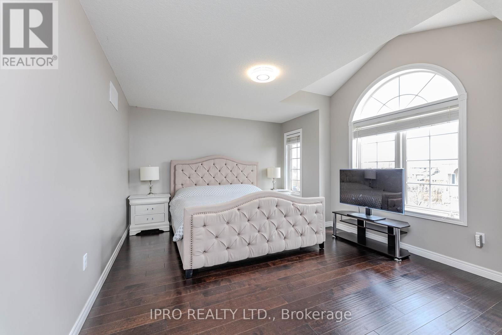 38 ASSISI STREET Image 20