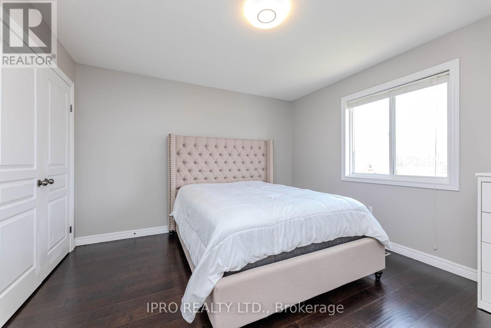 38 ASSISI STREET Image 26