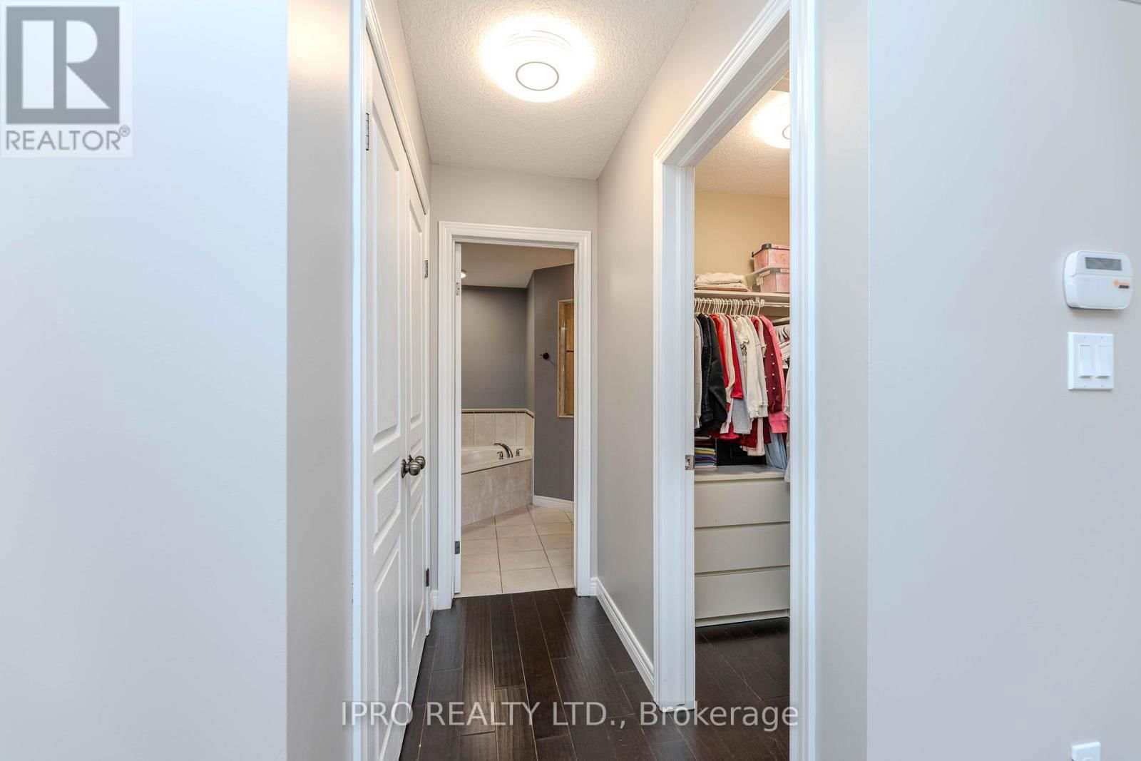 38 ASSISI STREET Image 30