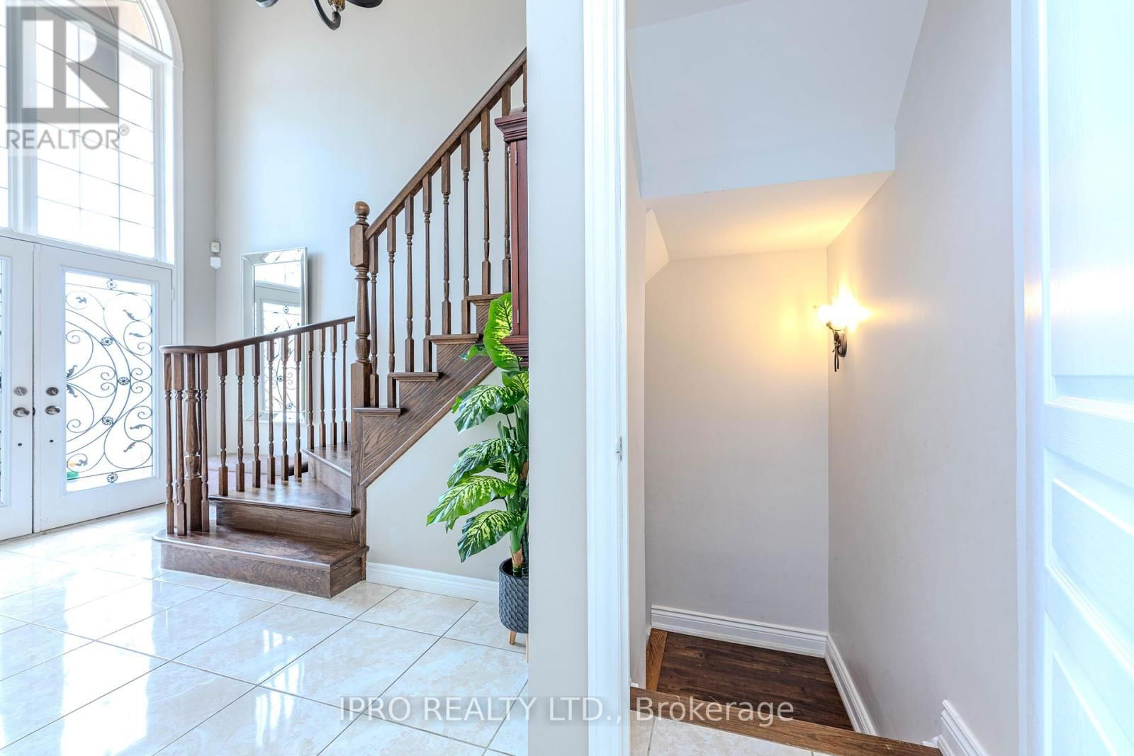 38 ASSISI STREET Image 34