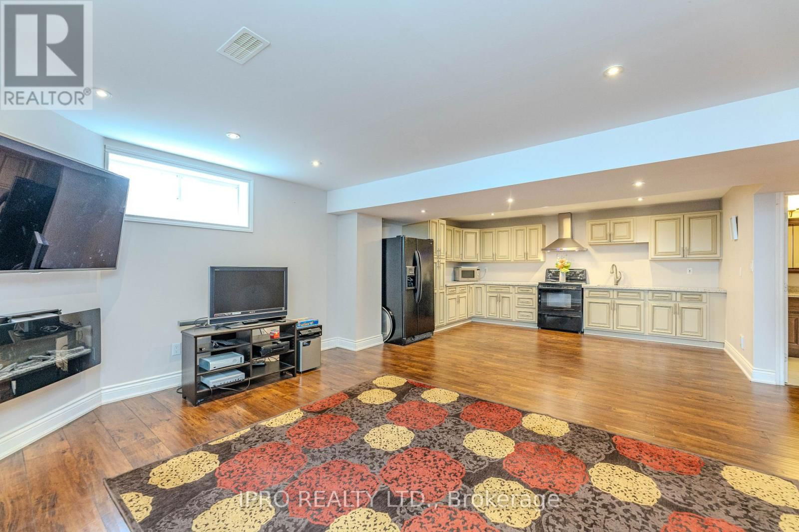 38 ASSISI STREET Image 38