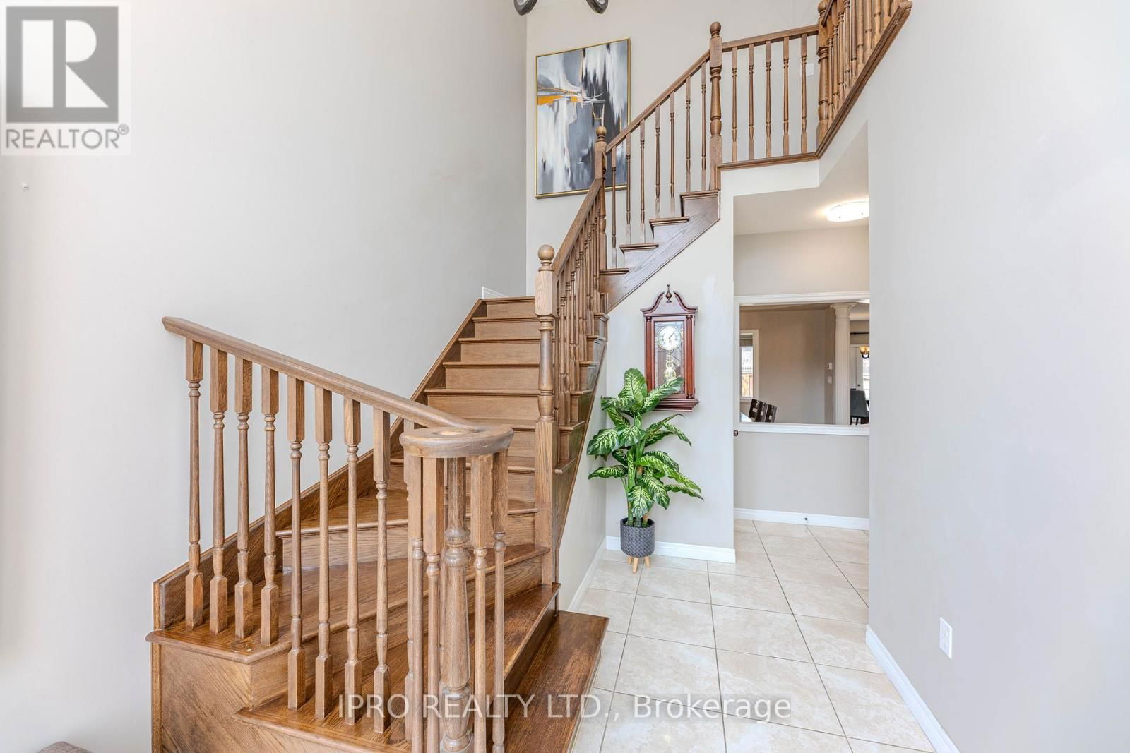 38 ASSISI STREET Image 4