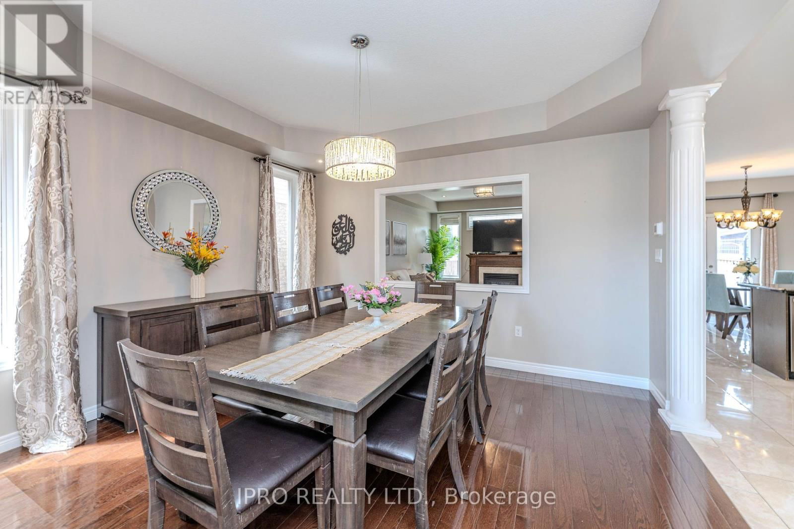 38 ASSISI STREET Image 7