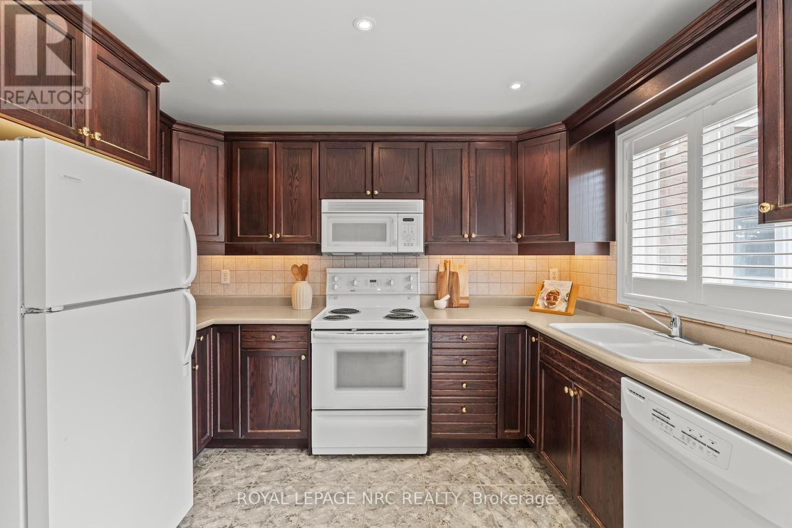 38 BAKER ROAD Image 13