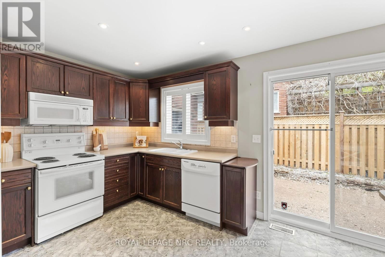 38 BAKER ROAD Image 14