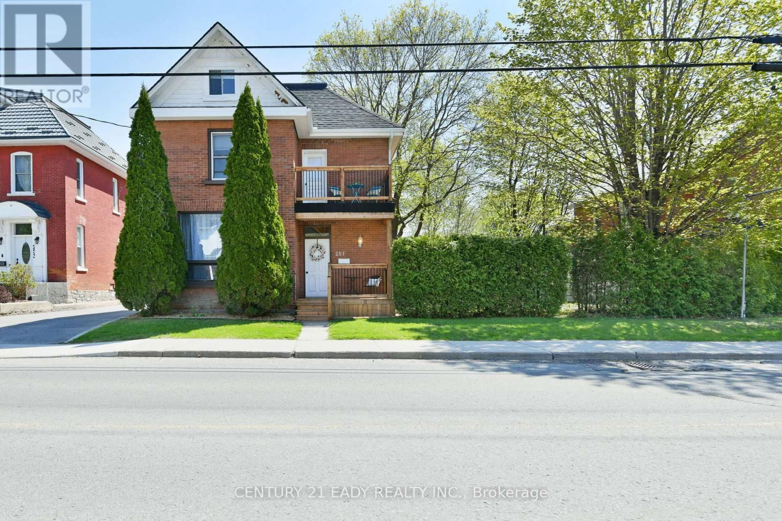 251 JOHN STREET NORTH Image 3