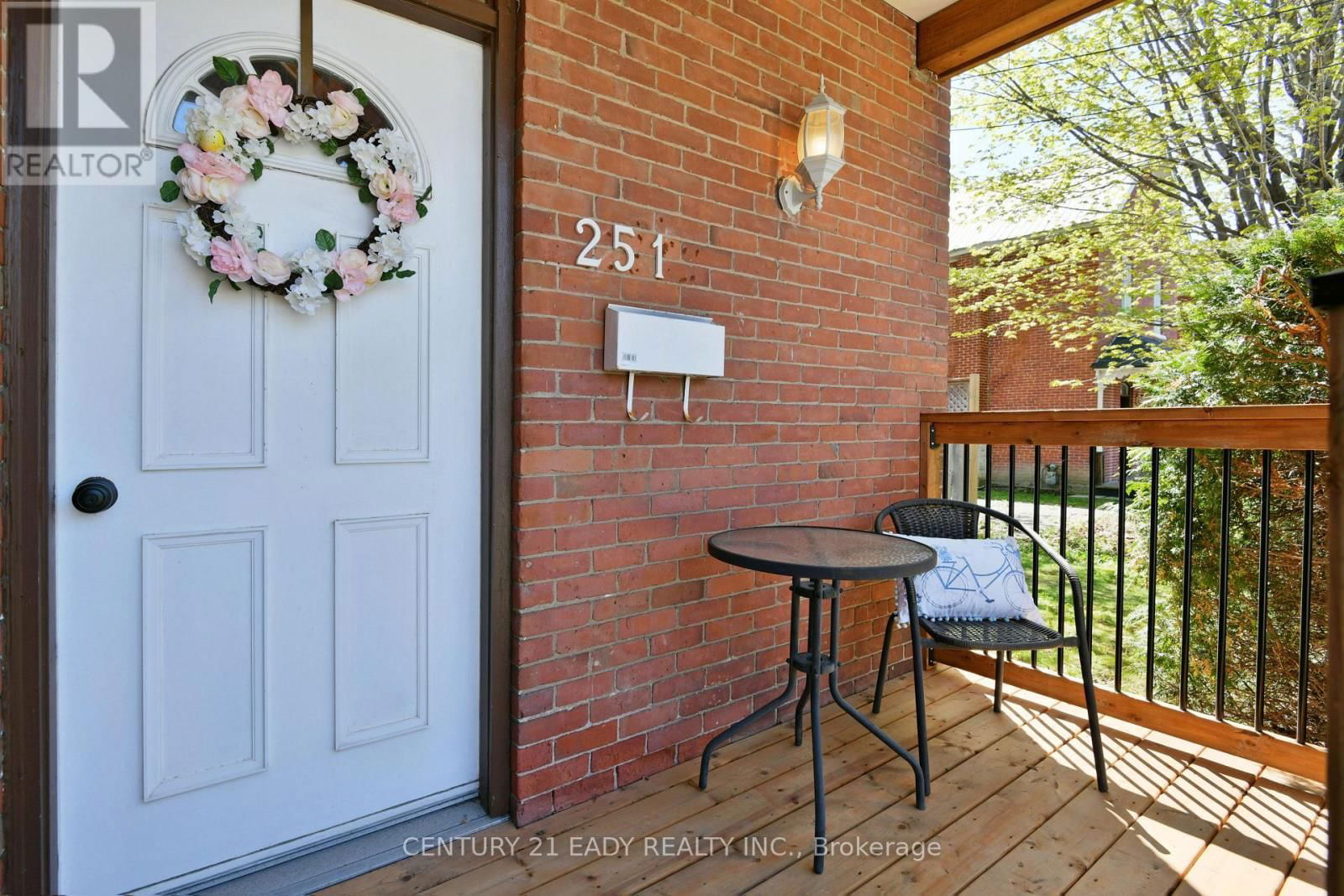 251 JOHN STREET NORTH Image 6