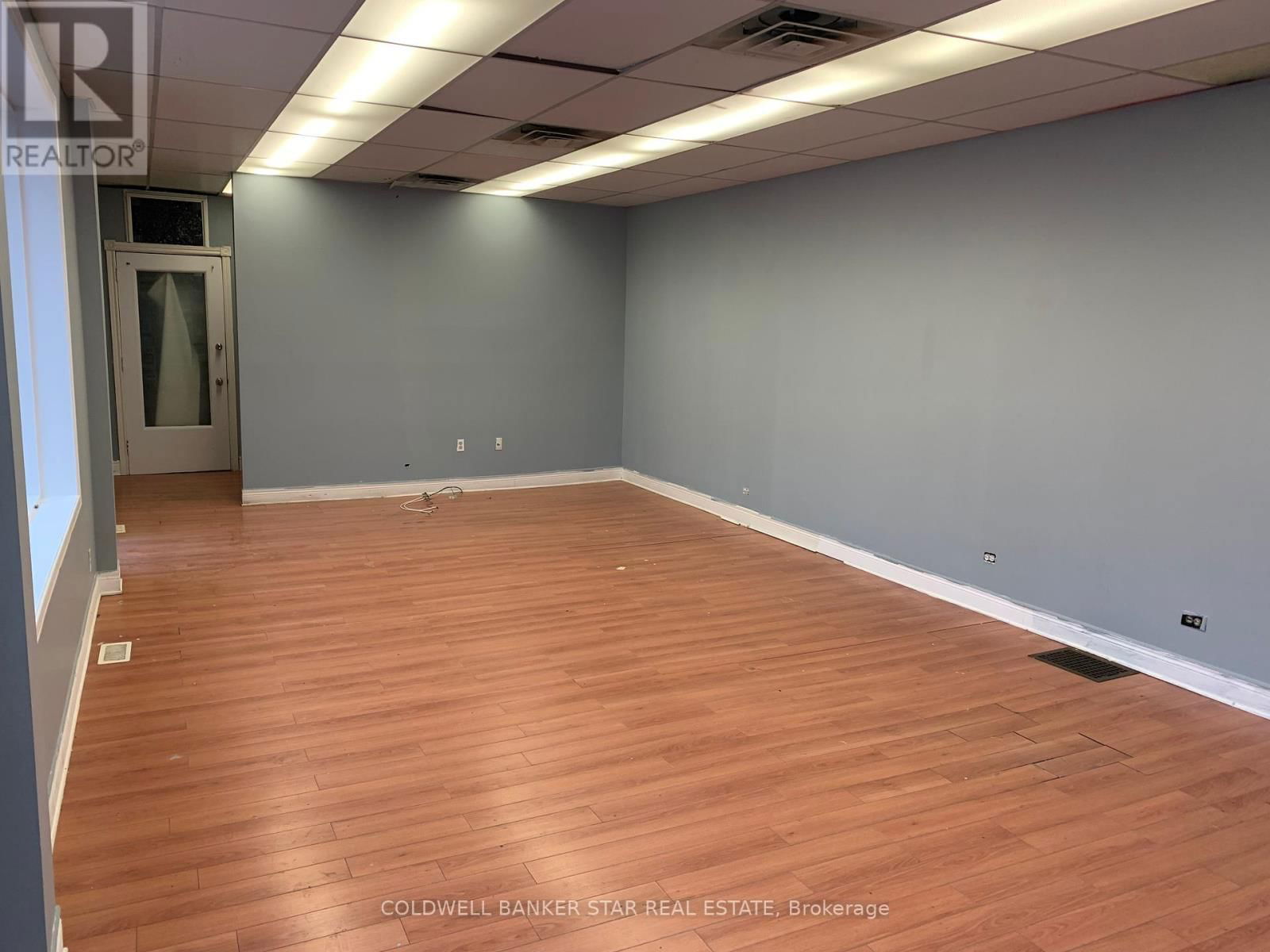370 TALBOT STREET Image 7
