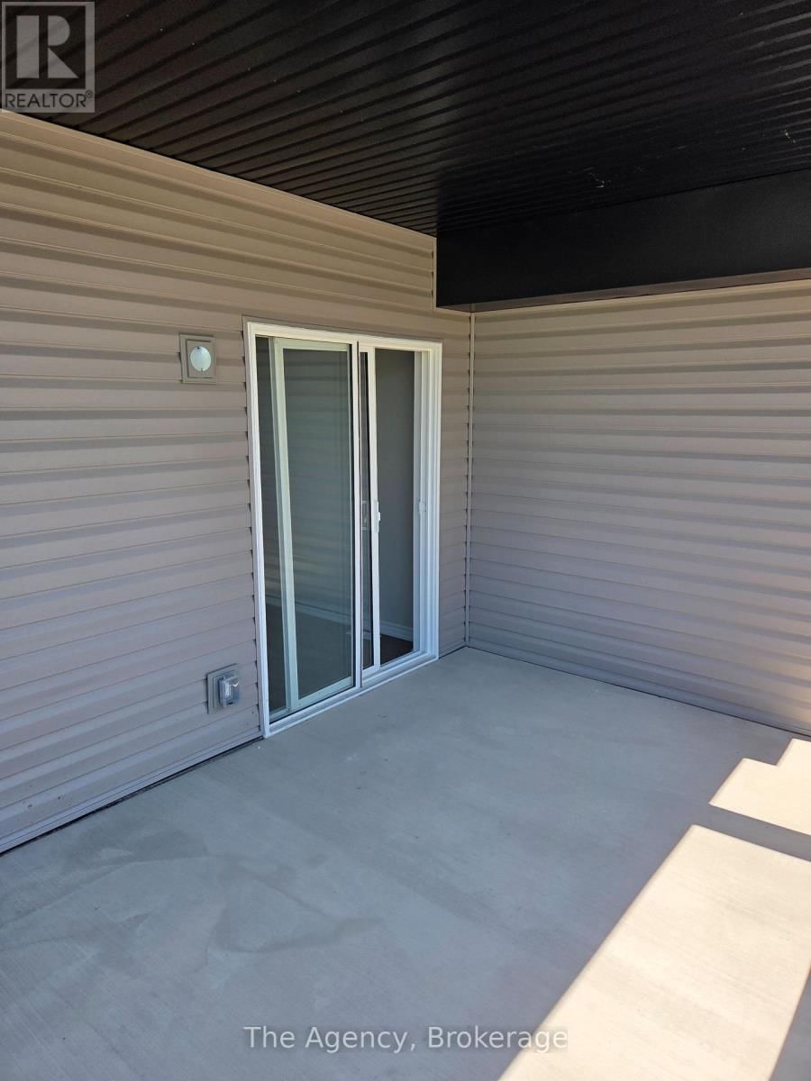 87 SUPERIOR STREET Image 5