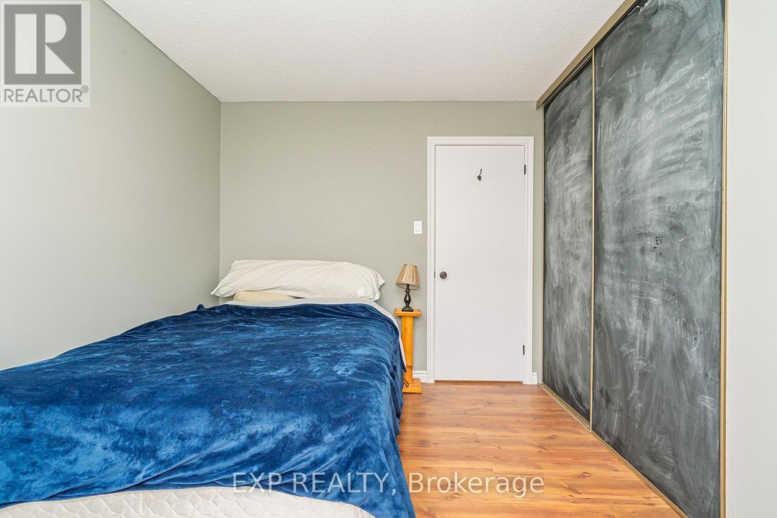 6453 VISENEAU DRIVE Image 13