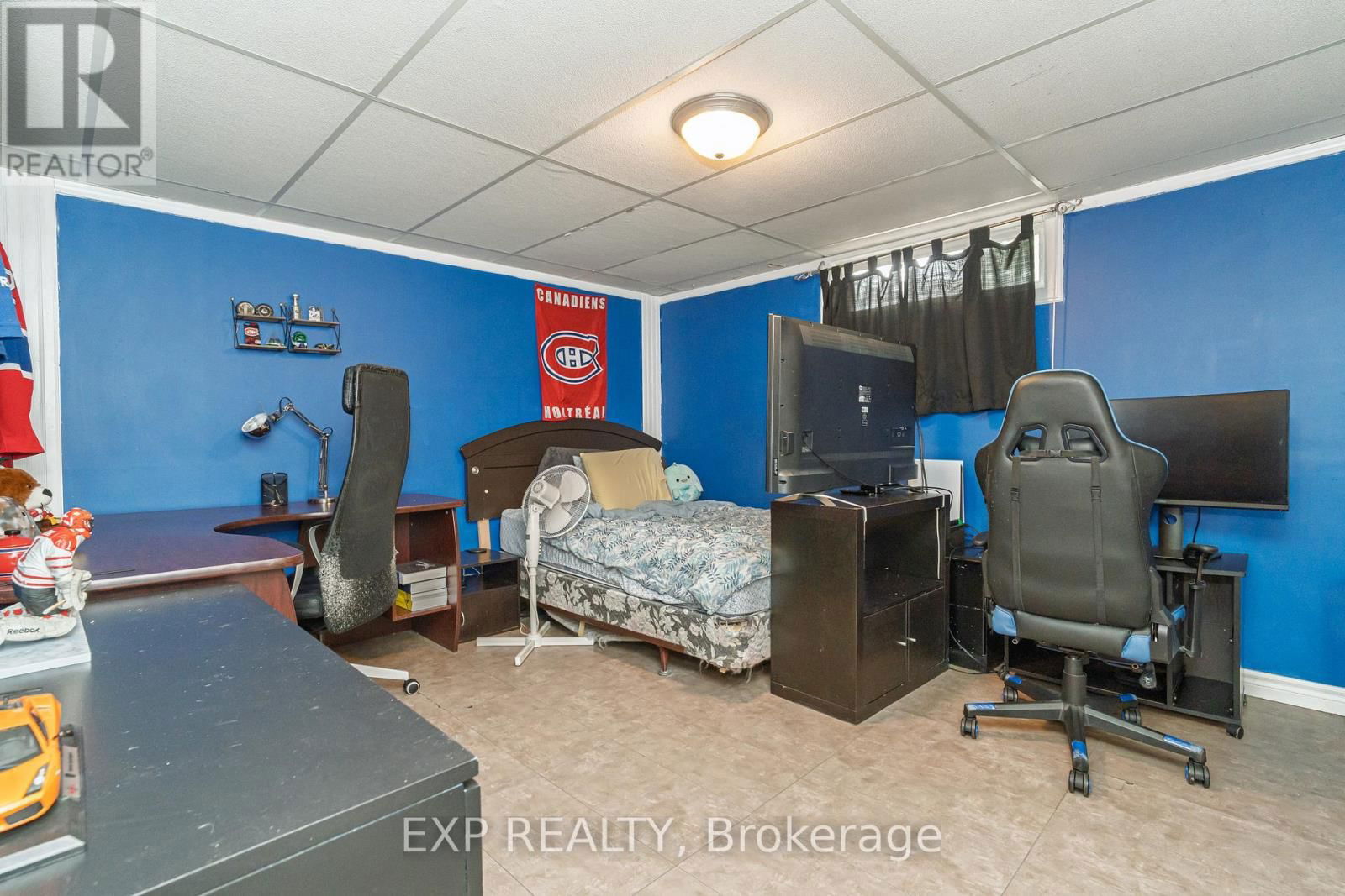 6453 VISENEAU DRIVE Image 25