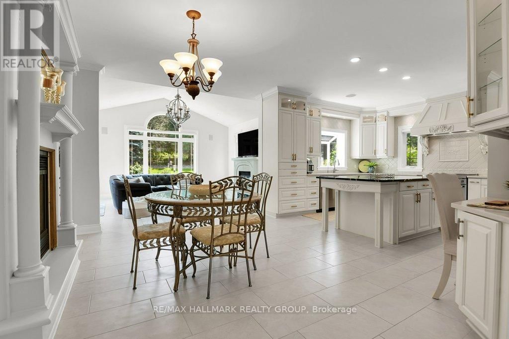 2680 PIERRETTE DRIVE Image 14