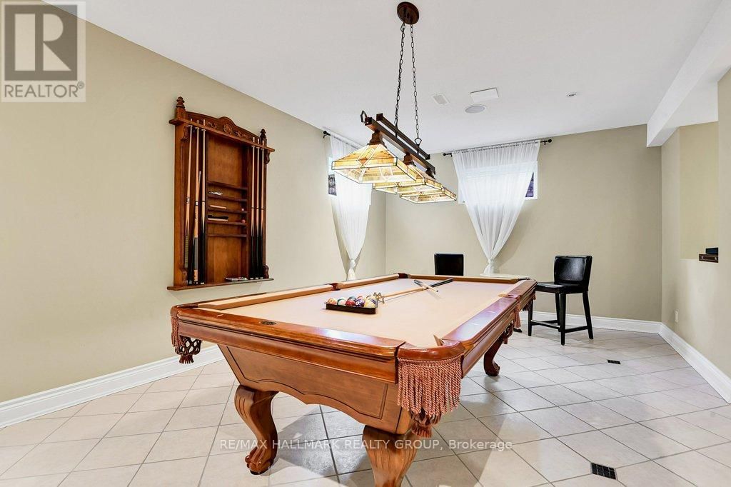 2680 PIERRETTE DRIVE Image 32