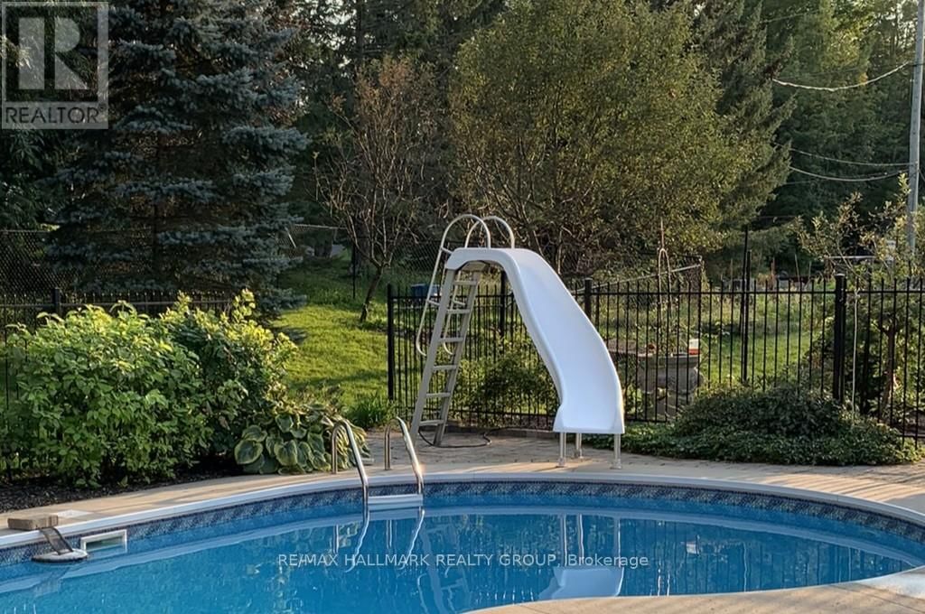 2680 PIERRETTE DRIVE Image 41
