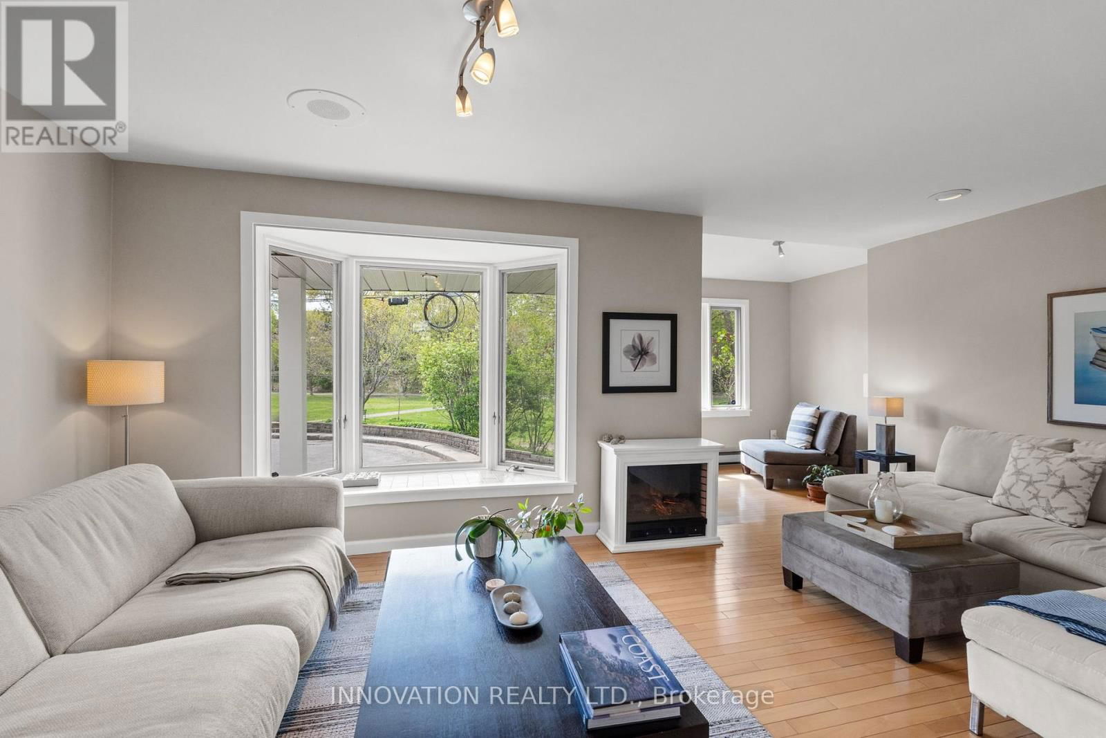 53 ROSEBERY AVENUE NORTH Image 17