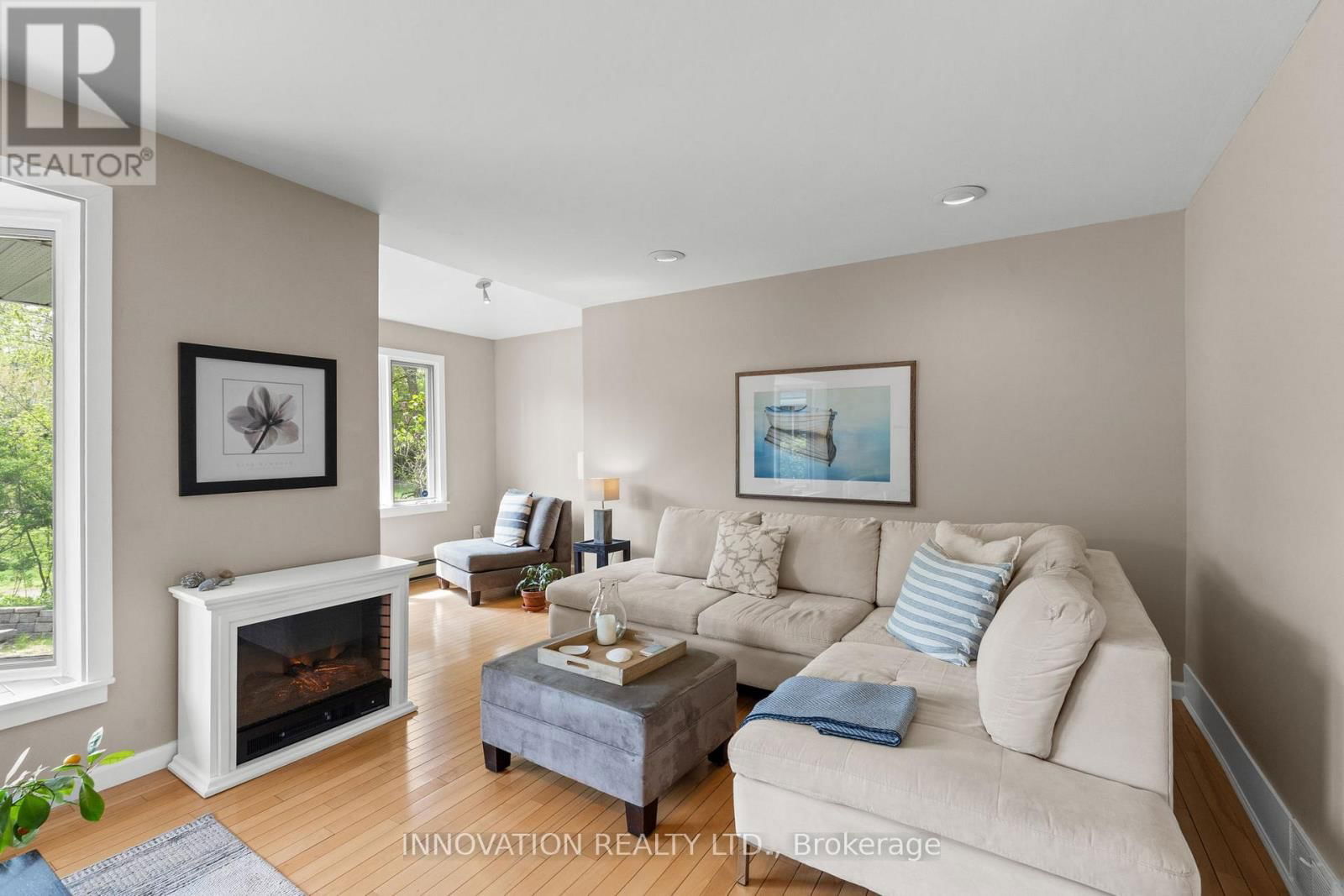 53 ROSEBERY AVENUE NORTH Image 19