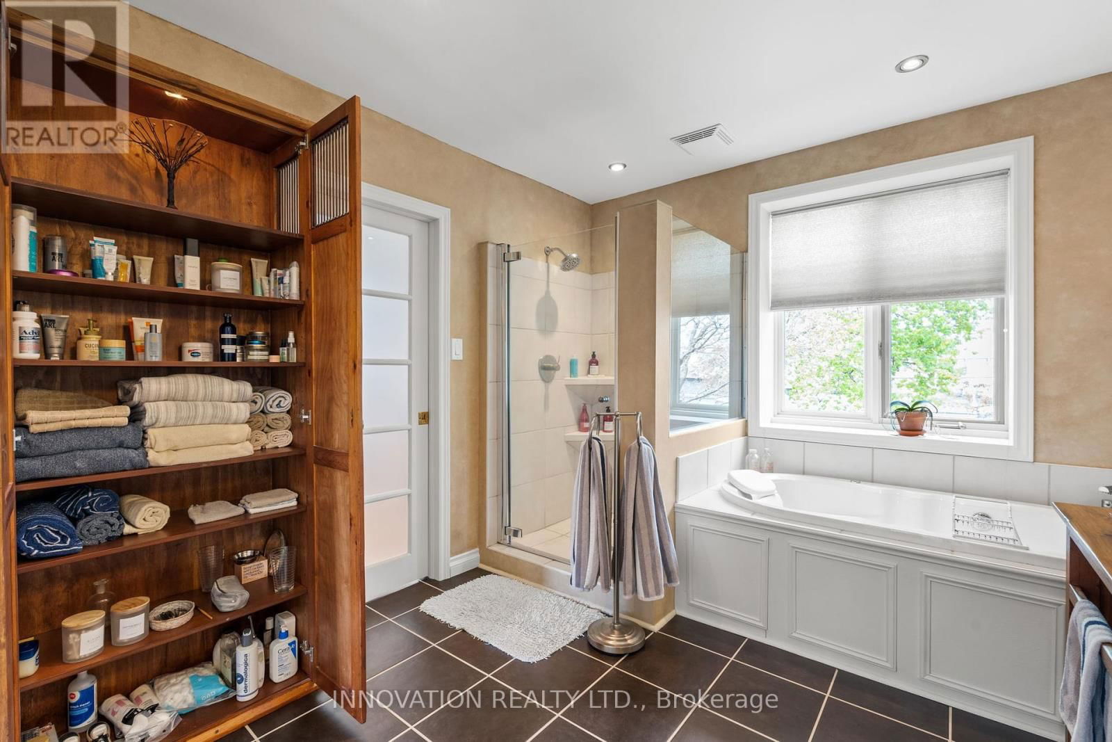 53 ROSEBERY AVENUE NORTH Image 26