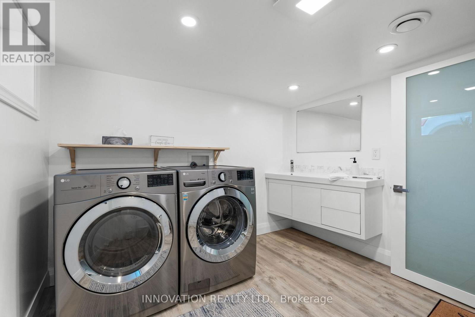 53 ROSEBERY AVENUE NORTH Image 31