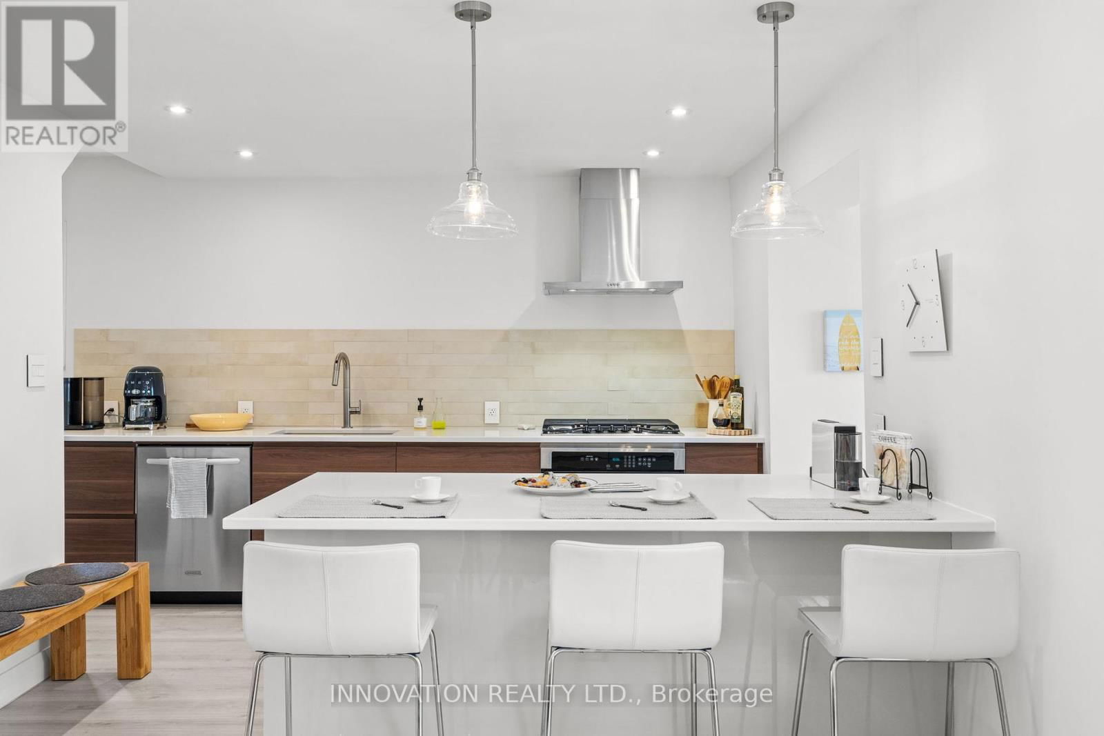 53 ROSEBERY AVENUE NORTH Image 7