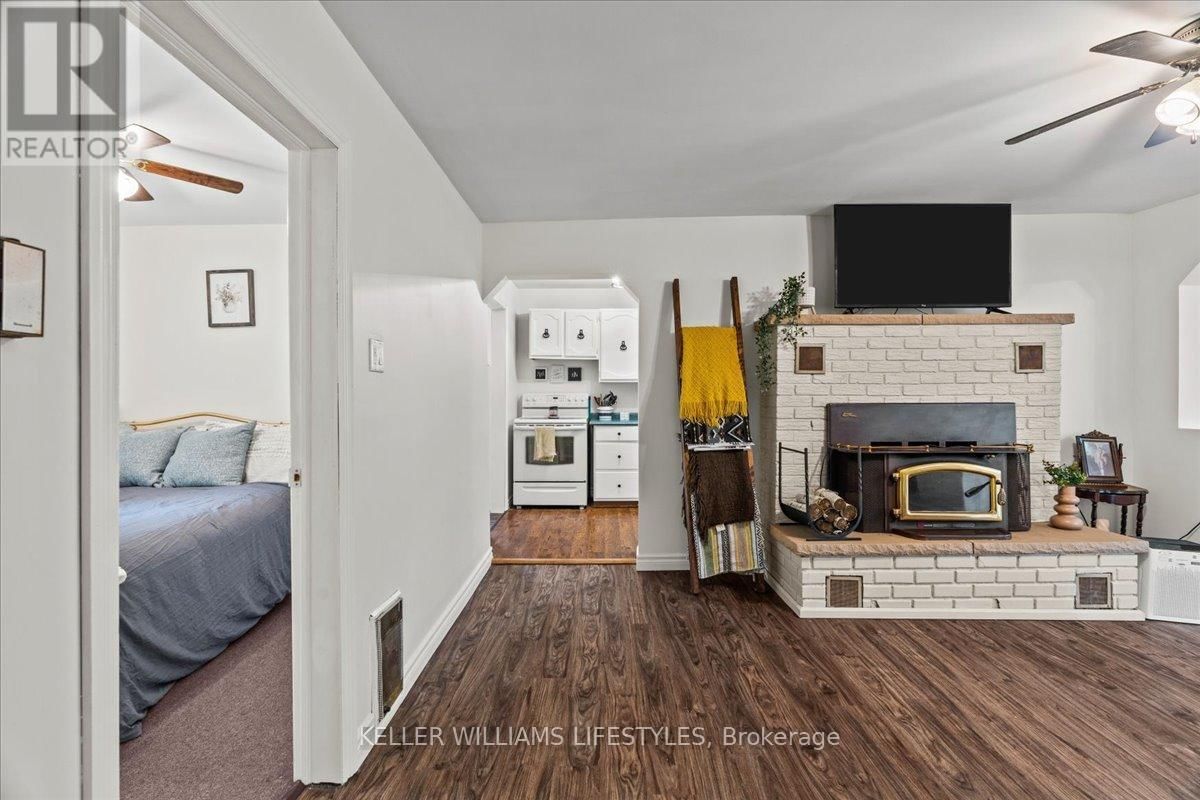 6085 DANBEA LANE Image 10