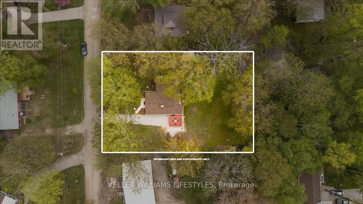 6085 DANBEA LANE Image 32