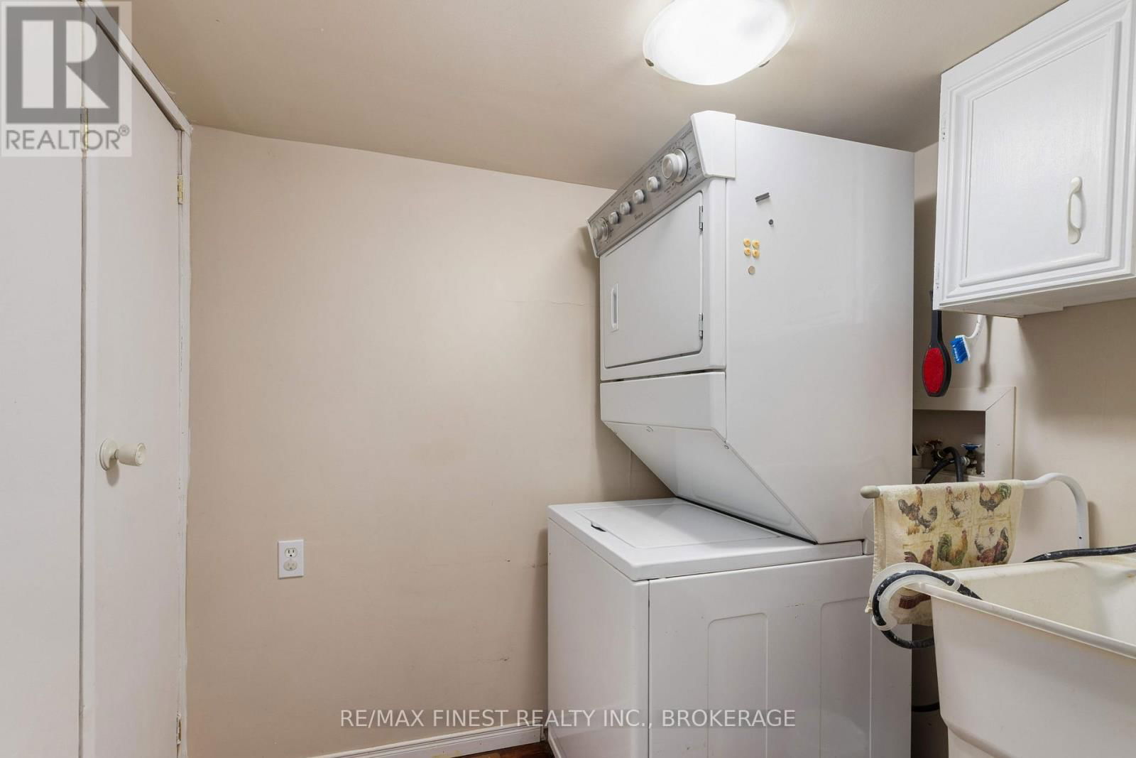 356 YORK STREET Image 16