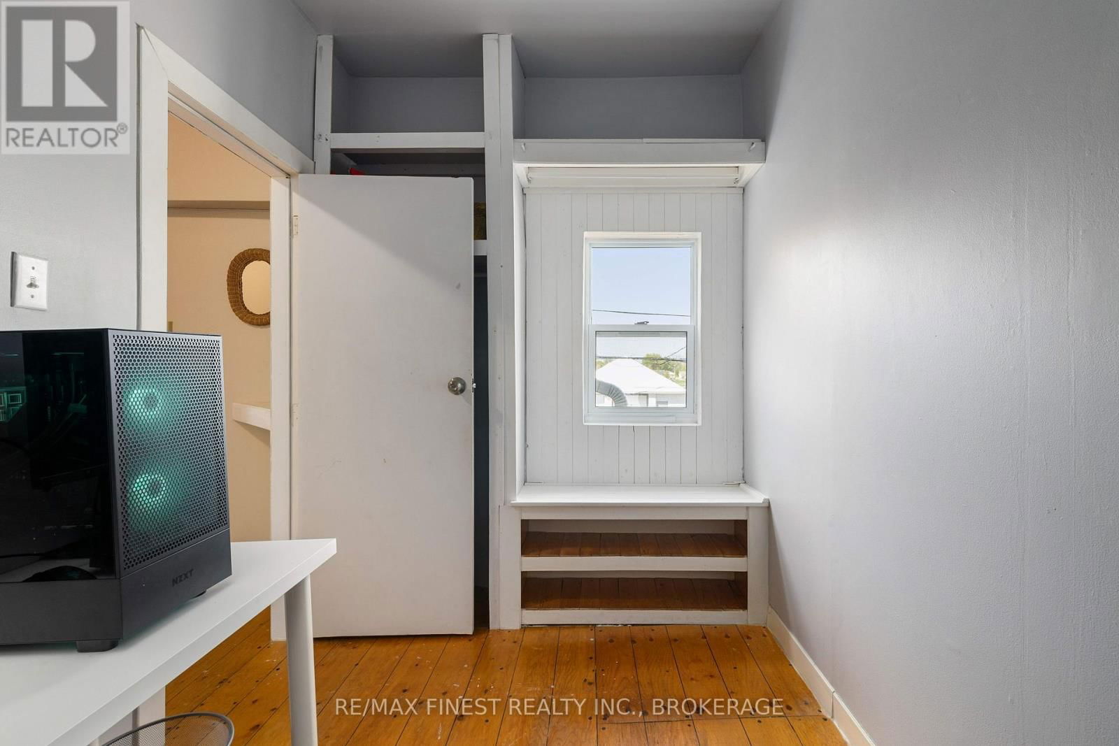 356 YORK STREET Image 23