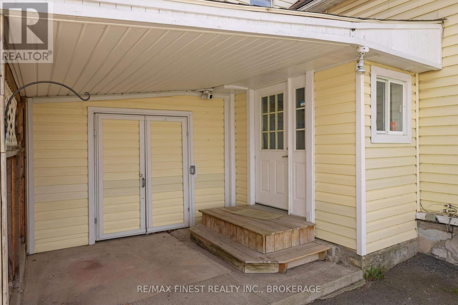 356 YORK STREET Image 4