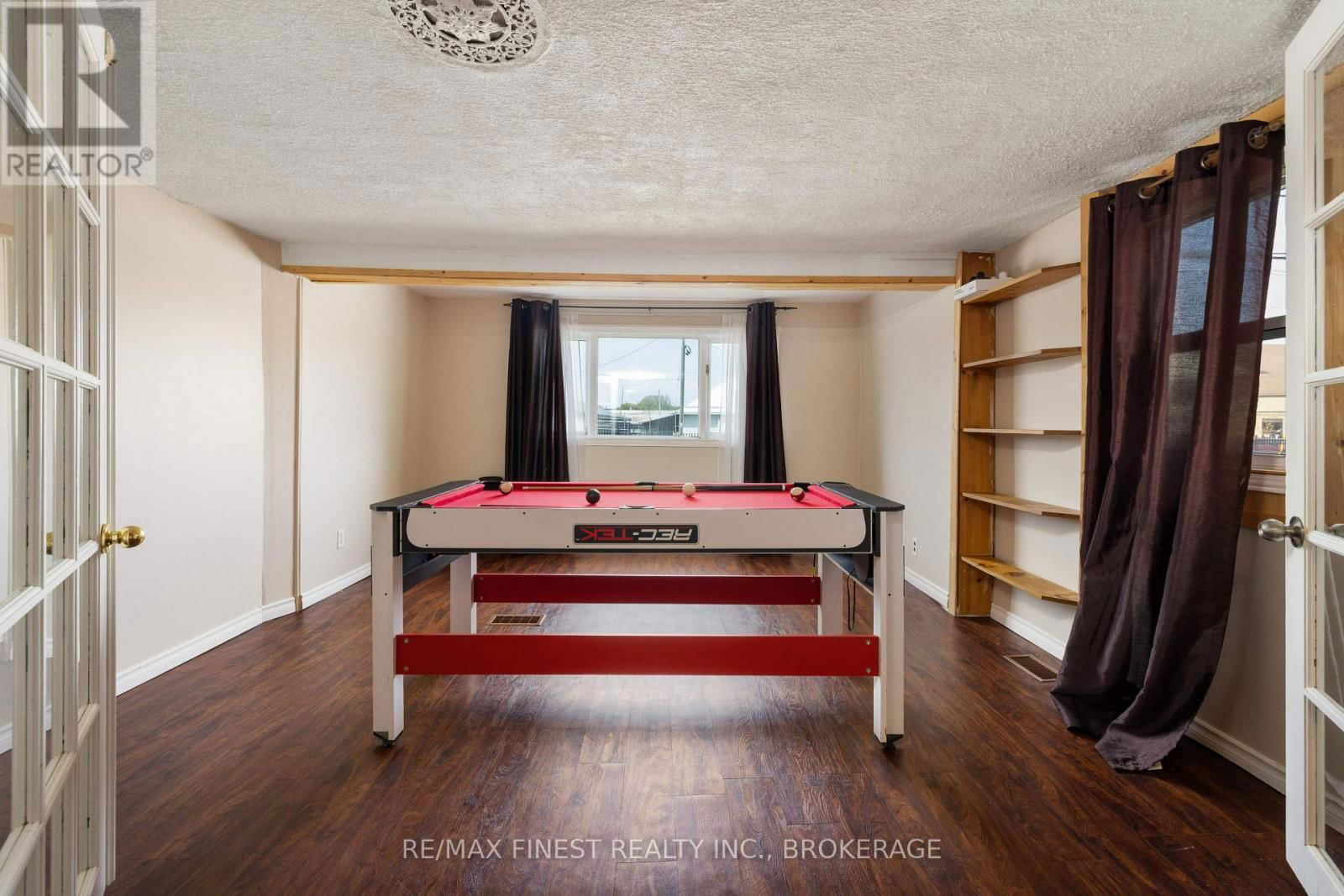 356 YORK STREET Image 8