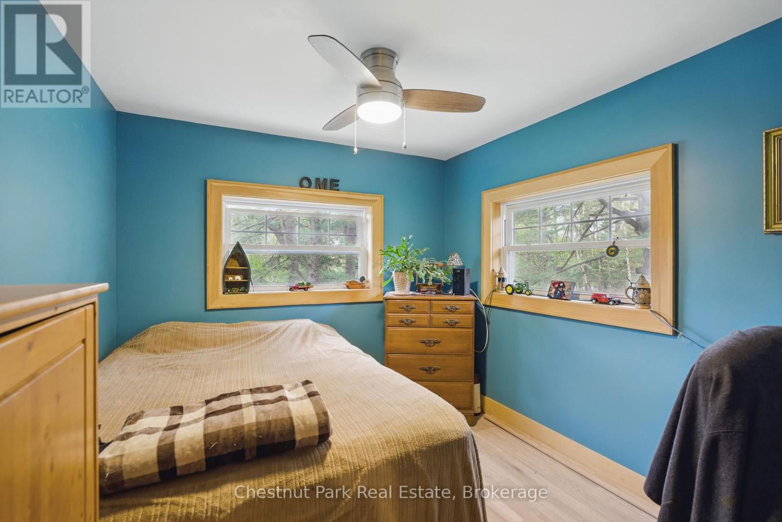 1258 RAVENSCLIFFE ROAD Image 15