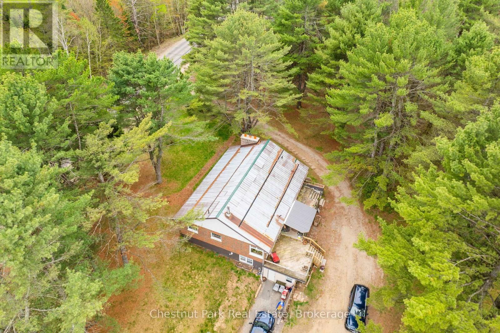 1258 RAVENSCLIFFE ROAD Image 20
