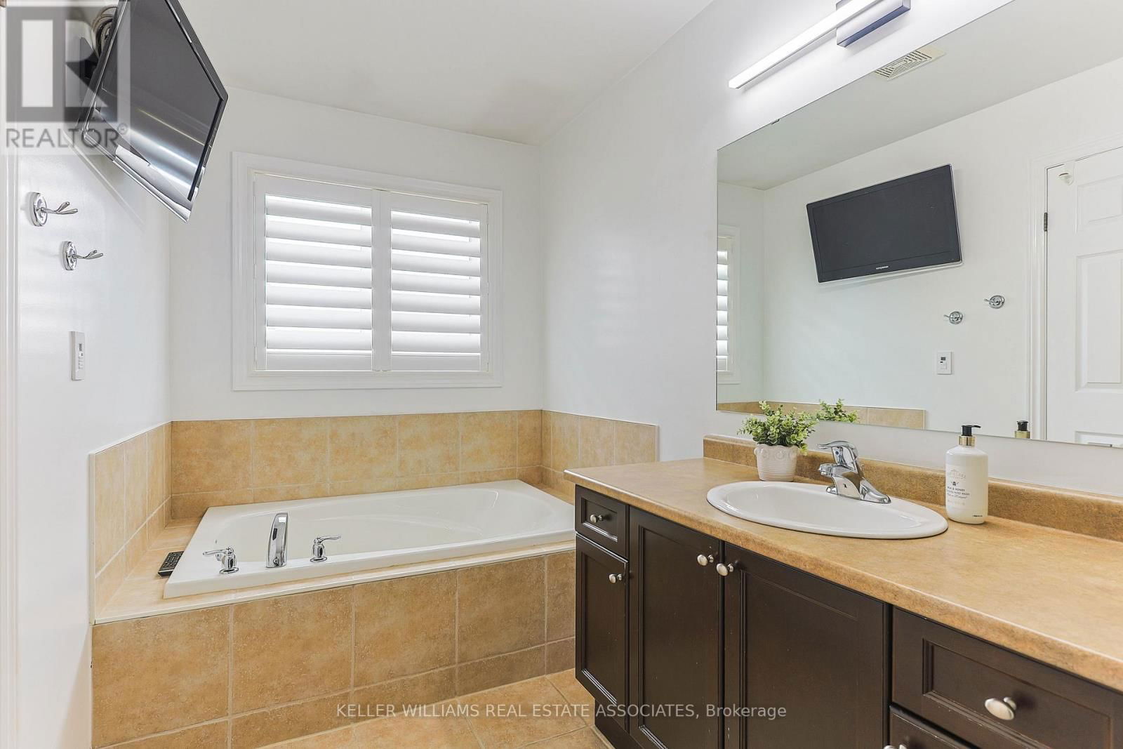 30 SIDARE COURT Image 19