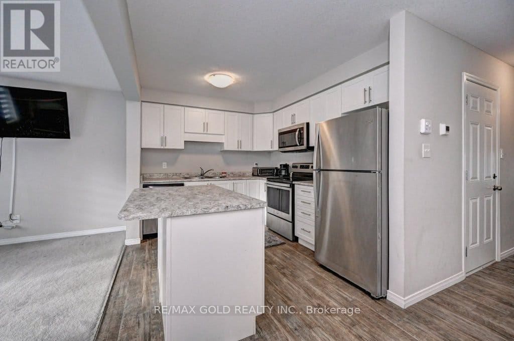 35 - 50 PINNACLE DRIVE Image 8