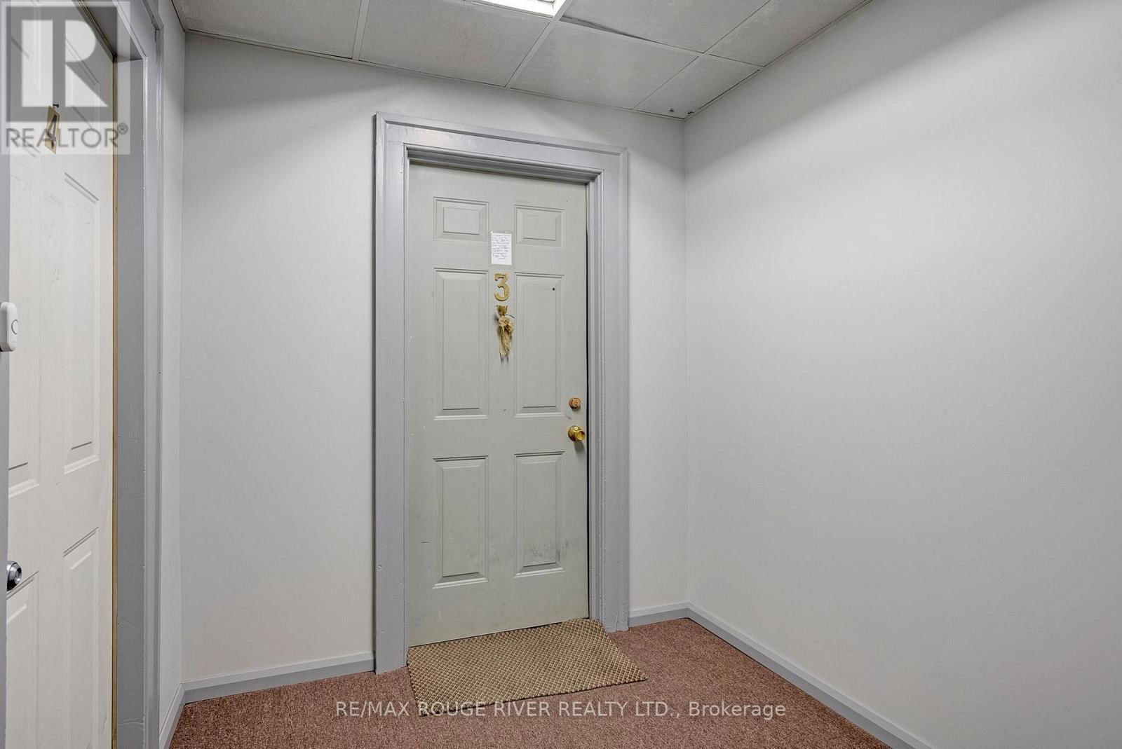 82 WALTON STREET Image 13