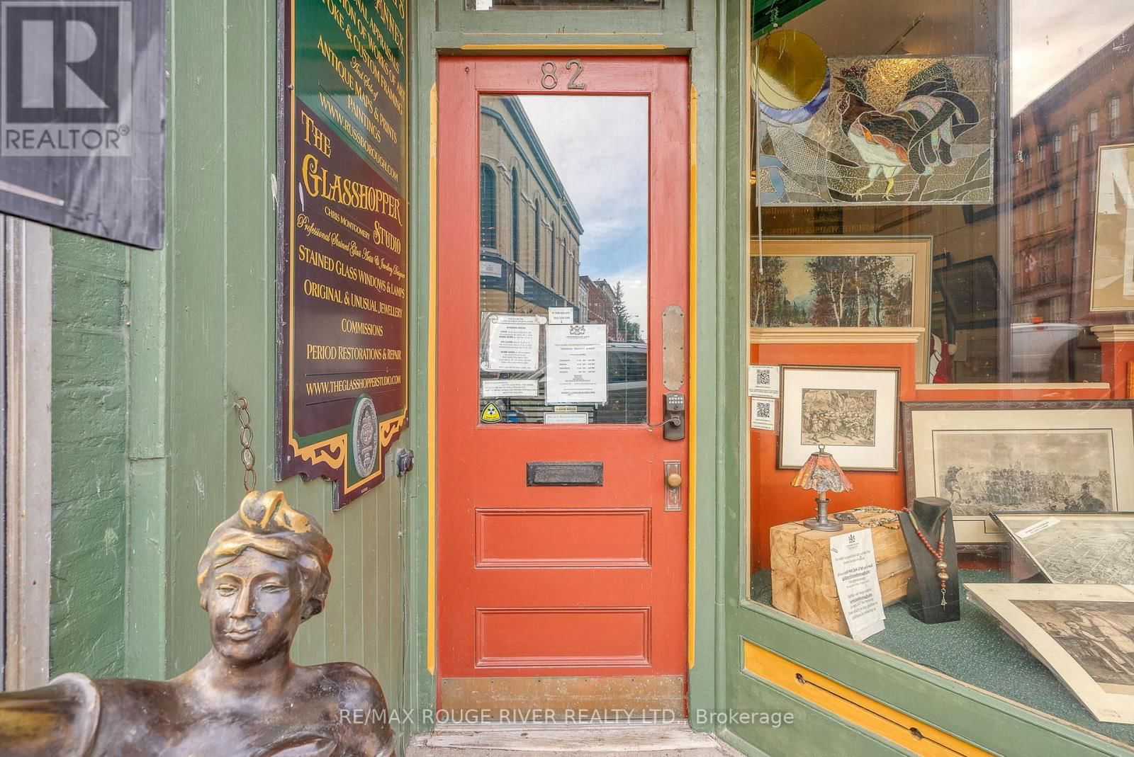 82 WALTON STREET Image 3