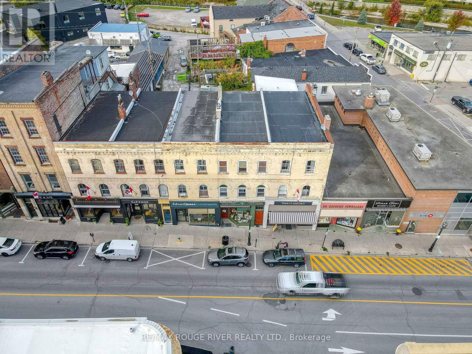 82 WALTON STREET Image 5