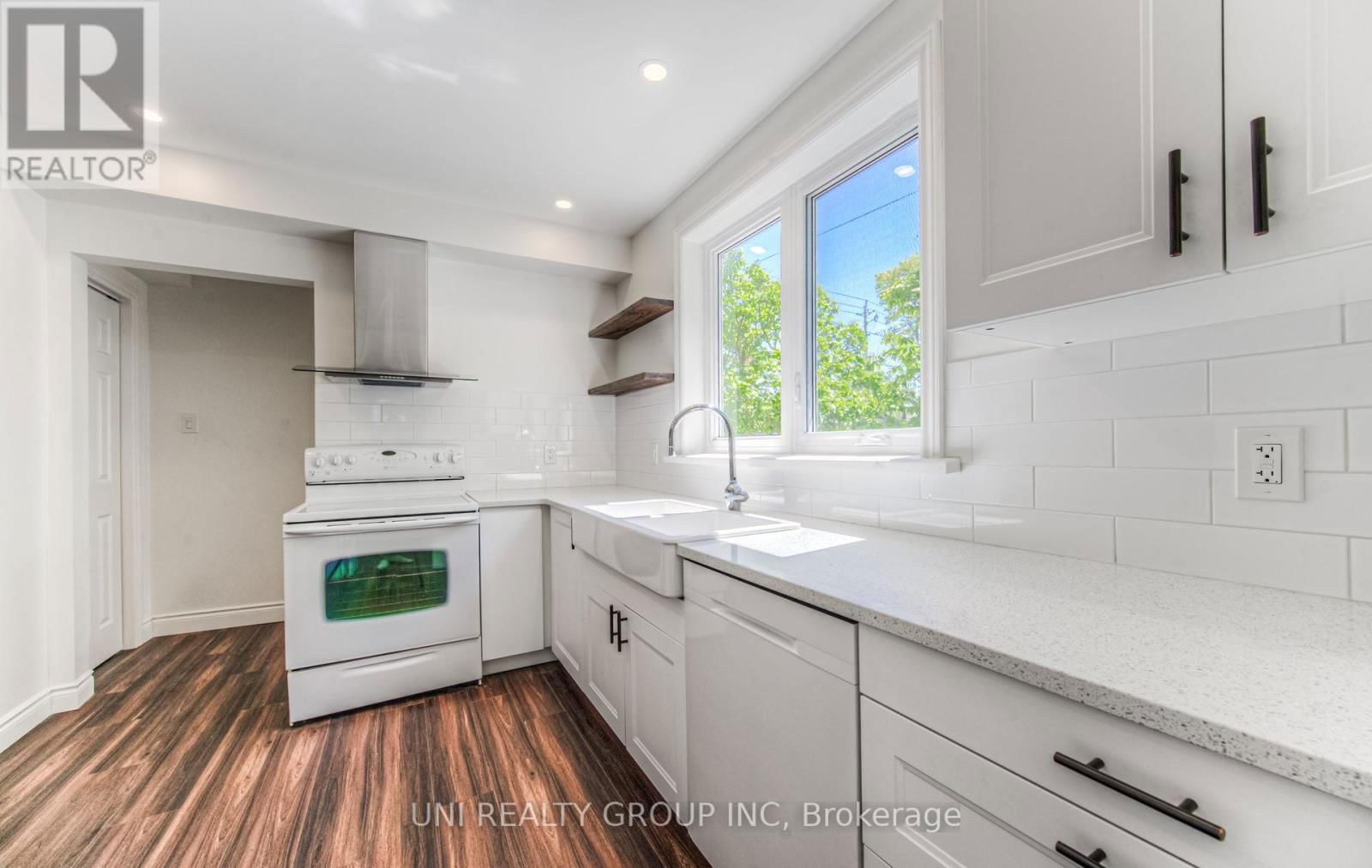 251 MARGARET AVENUE Image 12