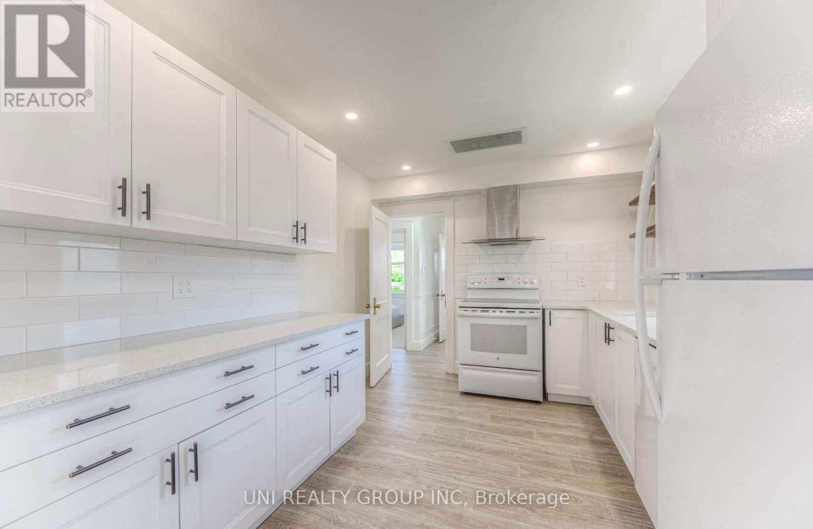 251 MARGARET AVENUE Image 26