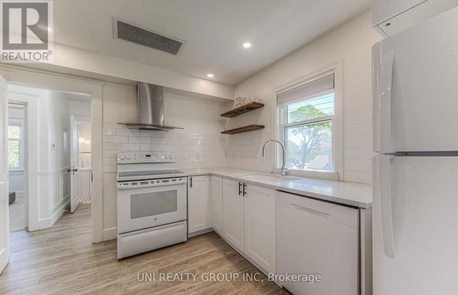251 MARGARET AVENUE Image 27